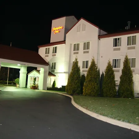Hampton Inn Sandusky-Central-3